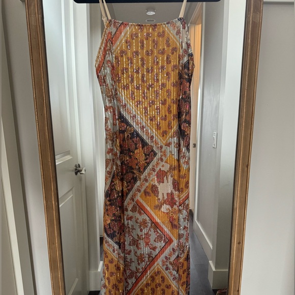 Zara Sequin Dress - Picture 3 of 5